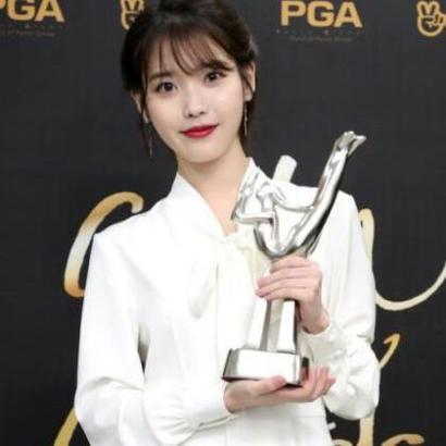 IU profile image