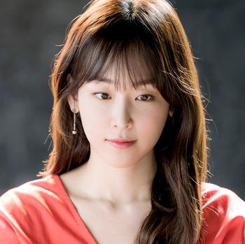 Seo Hyunjin profile image