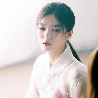 Kim Yujung profile image