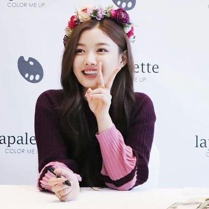Kim Yujung profile image